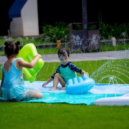 Hai-Wasserrutsche – Riesige Sprüh-Rutschmatte für den Garten