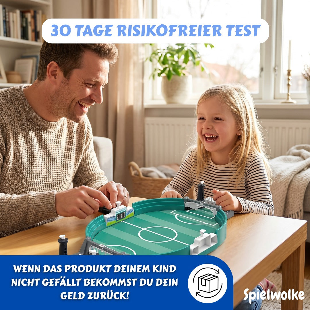 30 Tage risikofreier Test – Familie beim Tischfußball